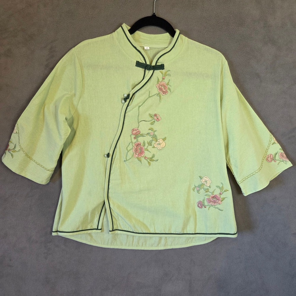 Floral Embroidered Tang Style Blouse Women's 4 Frog Closure Folk Garden Party‎